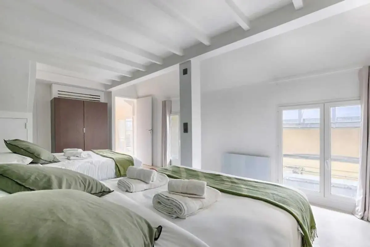 Apartman Les Halles - Luxurious & Colorful 4Bd For 16 Guest Párizs Franciaország