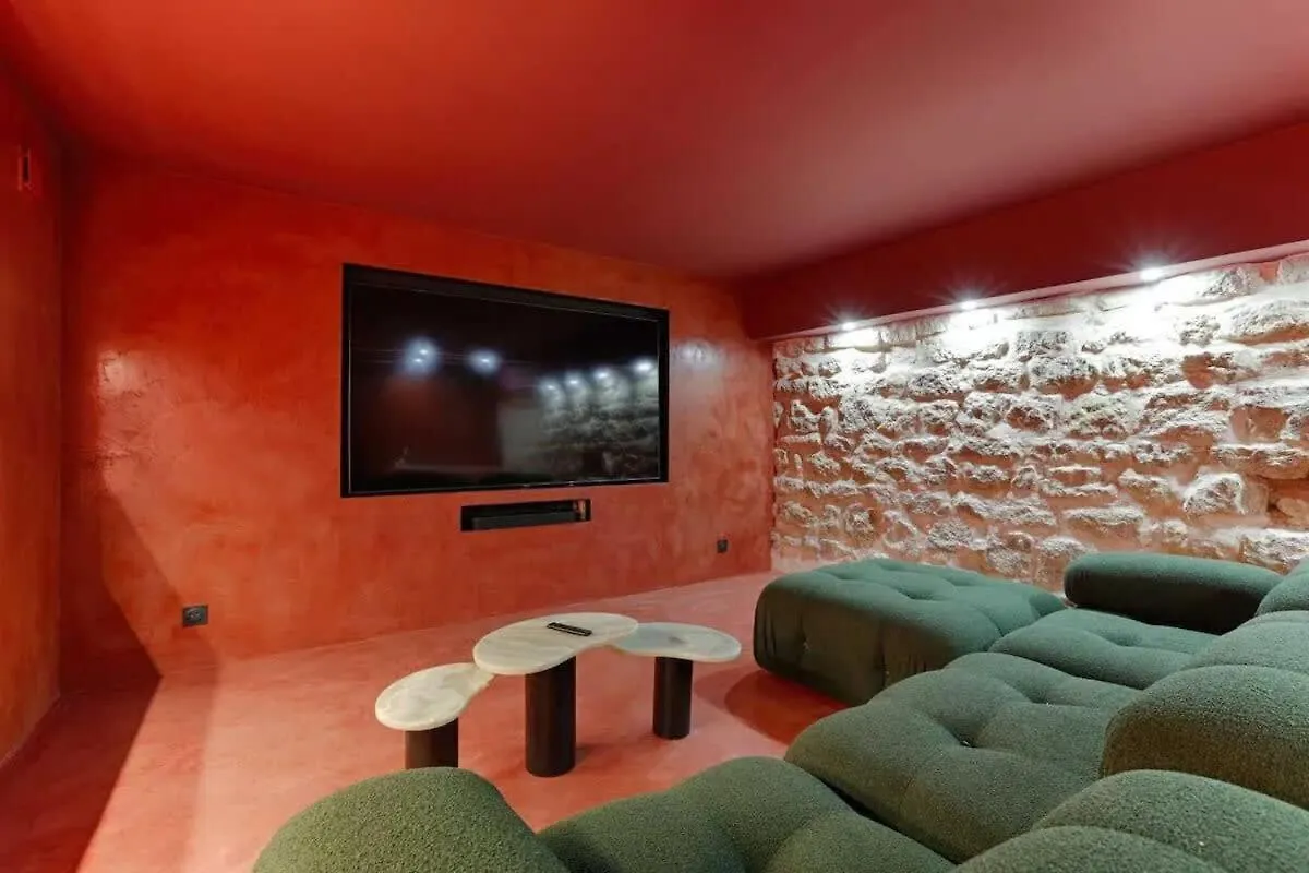 פריז Les Halles - Luxurious & Colorful 4Bd For 16 Guest 0*,  צרפת