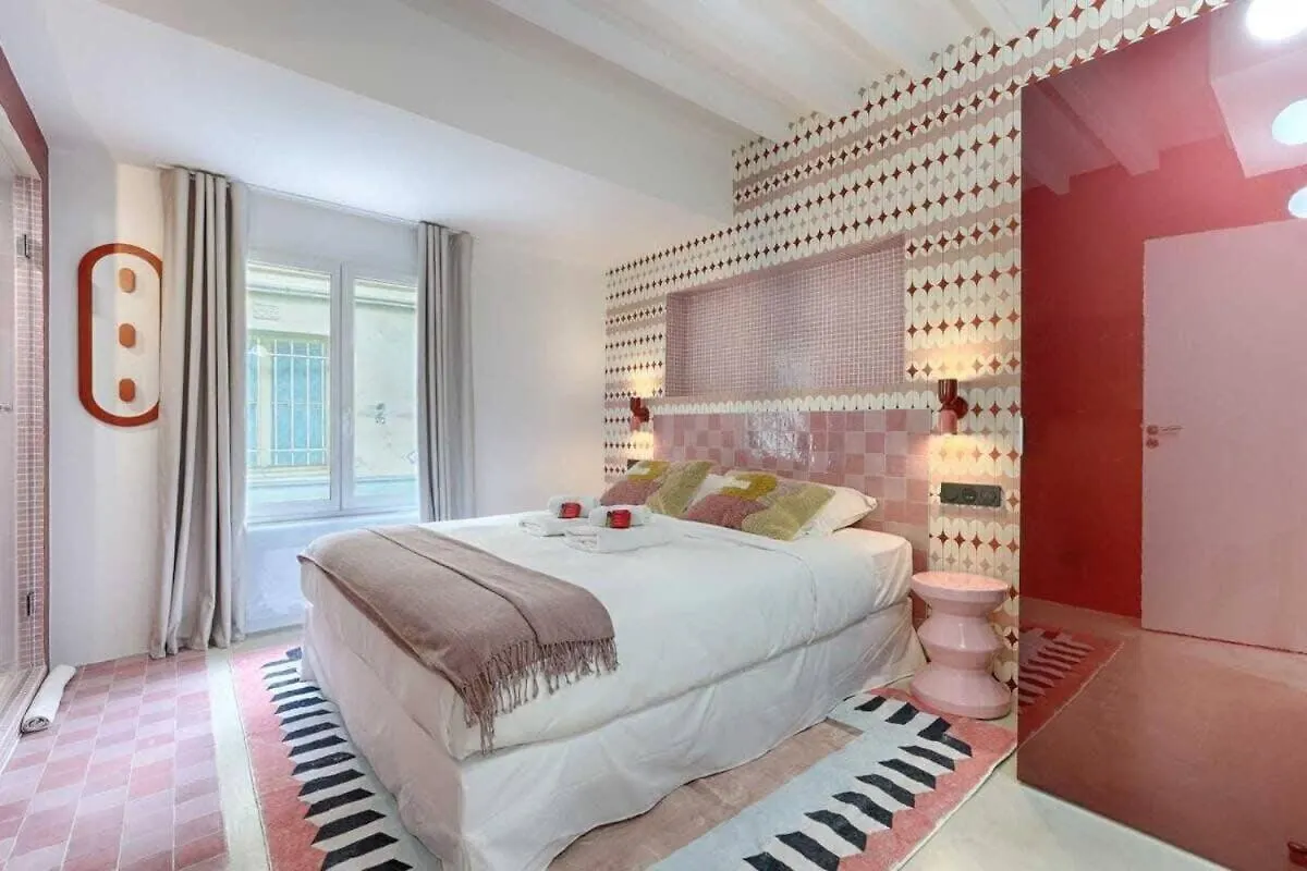Les Halles - Luxurious & Colorful 4Bd For 16 Guest Párizs