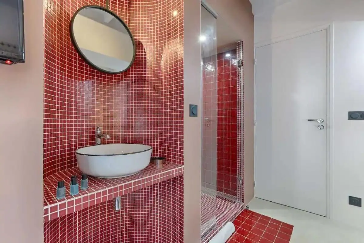 Les Halles - Luxurious & Colorful 4Bd For 16 Guest Париж 0*,  Франция