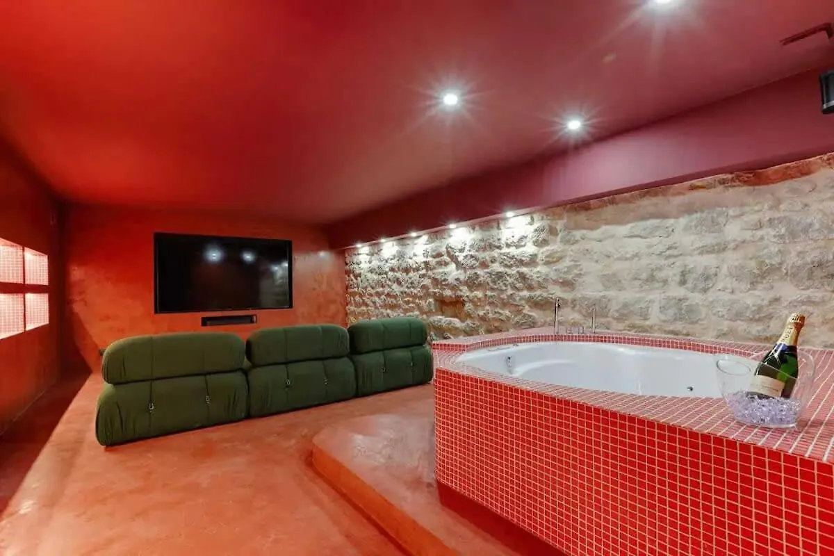 Les Halles - Luxurious & Colorful 4Bd For 16 Guest Париж Апартаменты